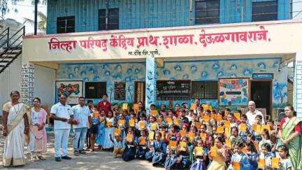 दौंड: देऊळगाव राजे येथे डॉक्टर बाबासाहेब आंबेडकर यांची जयंती साजरी