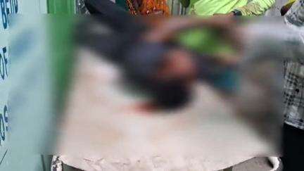 মানবাজার ১: চেপুয়া মোড়ে ভয়াবহ পথ দূর্ঘটনায় গুরুতর আহত ২ ব্যাক্তি