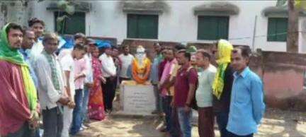 पटमदा: पटमदा समेत कई प्रखंडों में मनाई गई बाबा साहेब डॉ. भीमराव अंबेडकर की जयंती