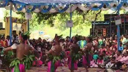 सोनुआ: अर्जुनपुर में चैत्र मेला का आयोजन किया गया, कलाकारों ने छऊ नृत्य की प्रस्तुति दी