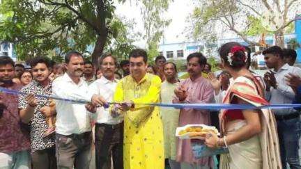 রঘুনাথপুর ১: রঘুনাথপুর কলেজে বাংলা দিবস ১লা বৈশাখ বর্ষবরণ উদযাপন,উপস্থিত কলেজের পরিচালন সমিতির সভাপতি সহ অন্যরা