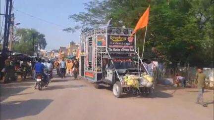 चंदला: चंदला में श्रीमद् भागवत कथा के साप्ताहिक ज्ञान यज्ञ की शोभायात्रा निकाली जा रही है