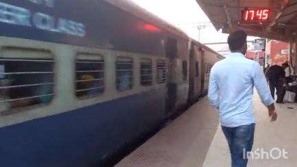 बरहट: महाराष्ट्र के एक परिवार से रिलायंस टावर में काम दिलाने के नाम पर ₹35 हजार ठगी, फिर जमुई रेलवे स्टेशन पर छोड़कर हुआ फरार