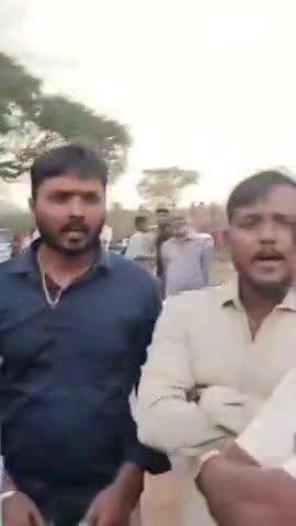 ಕಡೂರು: ನರೇಗಾ ಹಣದ ವಿಚಾರ, ಹೂವಿನಹಳ್ಳಿಯಲ್ಲಿ ಮಹಿಳೆಯನ್ನ ಎಳೆದಾಡಿ ರಂಪಾಟ