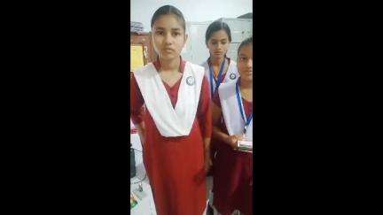 त्रिवेणीगंज: स्कूली बच्चों ने बनाया ऐसा रोबोट जो आवाज सुनकर गर्दन हिलाता है