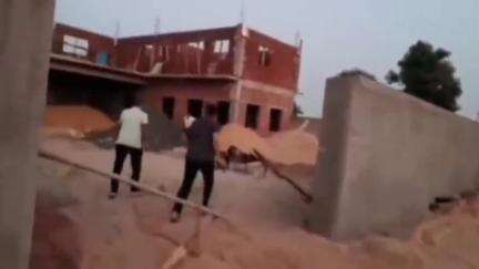 चितलवाना: चितलवाना निवासी 35 हजार रुपए के इनामी आरोपी को सायक्लोनर टीम ने गुजरात से किया गिरफ्तार
