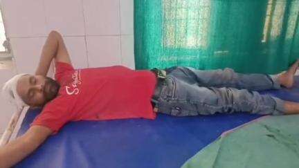 गांव रहरई में कमेटी के पैसे मांगने पर युवक को पीटा, घायल पहुंचा थाने, दी तहरीर