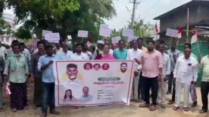 భూ రీ సర్వే ను సద్వినియోగం చేసుకోవాలి, సంజీవపురంలో ఆర్డీవో రాణి సుస్మిత