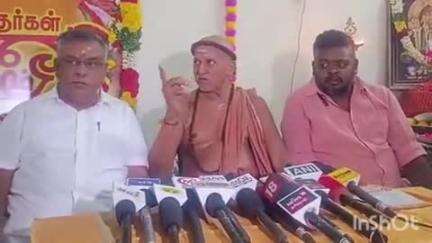 மதுரை கிழக்கு: நெல்லை மாணவர்கள் விவகாரம் வருத்தமளிக்கிறது,பெற்றோர்கள் குழந்தைகளை கட்டுப்பாடுடன் வளர்க்க வேண்டும்- வண்டியூரில் மதுரை ஆதீனம் பேட்டி