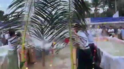 শান্তিরবাজার: শান্তিরবাজার মহকুমার দেবদারুতে রাজ্য ভিত্তিক সাংগ্রাই উৎসবে জল খেলায় মেতে উঠলেন মগ সম্প্রদায়ের মানুষ