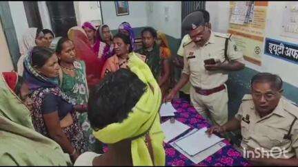 डौण्डी: ग्रामीणों ने थाने का किया घेराव, महिला के पति पर हत्या का आरोप