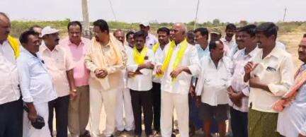 గుడిబండ మండలం కేకే పాలెం వద్ద ఈనెల 18న సబ్ స్టేషన్ నిర్మాణానికి మంత్రులు శంకుస్థాపన చేస్తున్నందున ఏర్పాట్లు పరిశీలన