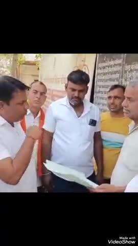 मालपुरा: राजपुरा के ग्रामीणों ने नायक तहसीलदार को ज्ञापन सौंपकर मालपुरा पंचायत समिति क्षेत्र को शामिल रखने की की मांग