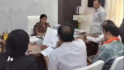 तालेड़ा: सोशल मीडिया पर भाजपा पदाधिकारी के खिलाफ दुष्प्रचार करने वाले की गिरफ्तारी की मांग को लेकर एसपी से मिला प्रतिनिधि मंडल
