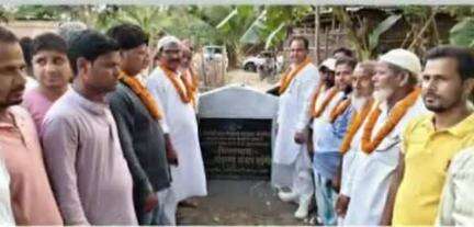 बहादुरगंज: बहादुरगंज विधायक अनजार नईमी ने झीलझिली पंचायत में पीसीसी सड़क निर्माण कार्य का शिलान्यास किया