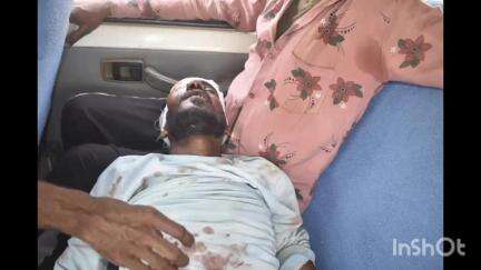 राहतगढ़: मीरखेड़ी गांव के पास अगला टायर फटने से पलटी पिकअप, घटना में सात लोग हुए घायल; इलाज जारी