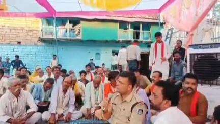 गढ़ाकोटा: ग्राम ऊमरा में शराबबंदी पर चर्चा के लिए बैठक आयोजित