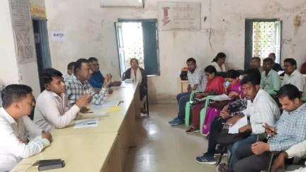 छातापुर: विकास शिविर की सफलता पर हुई बैठक