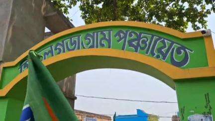 জামুরিয়া: জামুরিয়া বিশুদ্ধ পানীয় জলসহ বিভিন্ন দাবি নিয়ে হিজলগোদা গ্রাম পঞ্চায়েতে বিজেপি গ্রামীন মন্ডল ১ পক্ষ থেকে স্মারক লিপি