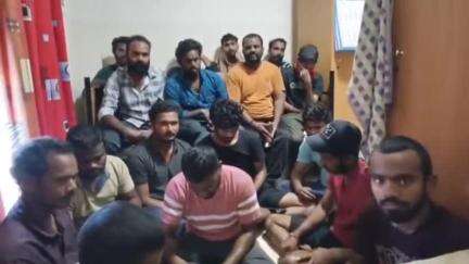 టెక్కలి: విదేశాలలో చిక్కుకున్న శ్రీకాకుళం వలస కూలీలు