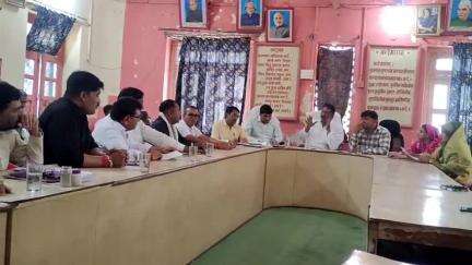 खाचरौद: खाचरौद नगर पालिका का साधारण सम्मेलन आयोजित, नगर विकास पर चर्चा, कांग्रेस-भाजपा साथ