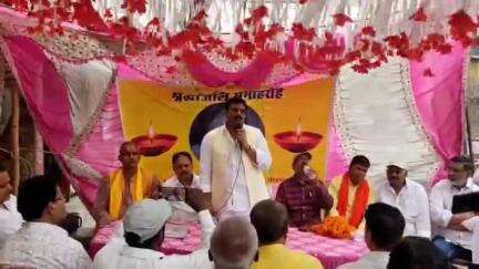 धमदाहा: मीरगंज में साहित्यकार सह पूर्व विधानसभा अध्यक्ष लक्ष्मी नारायण सुधांशु की जयंती समारोह पूर्वक मनाई गई