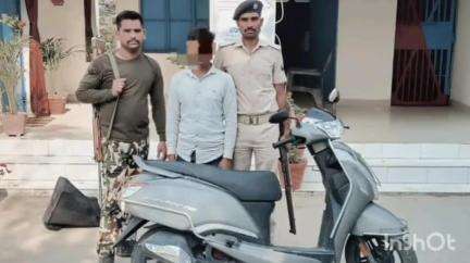 मेसकौर: रफीगंज से 100 लीटर महुआ शराब के साथ एक बाइक बरामद, एक कारोबारी को किया गया गिरफ्तार