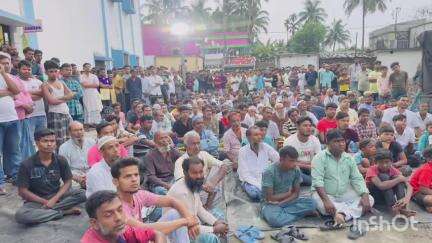 বাদুড়িয়া: ওয়াকাফ সংশোধনী আইন বাতিলের দাবিতে আড়বালিয়া বাজার প্রতিবাদ সভা