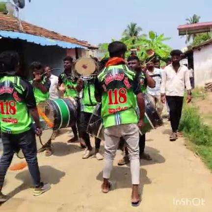ಹಾನಗಲ್: ಜಿಲ್ಲೆಯಲ್ಲಿ ಹೆಸರು ಮಾಡಿದ್ದ ಕಾಲುವೆ ಕಲ್ಲಾಪುರದ ಸೃಷ್ಟಿಕರ್ತ ಎಂಬ ಹೋರಿ ಮೆರವಣಿಗೆ ಮೂಲಕ ಪಟ್ಟಣದಲ್ಲಿ ಅಂತ್ಯಕ್ರಿಯೆ
