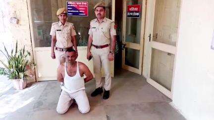 सिणधरी: समदड़ी पुलिस टीम ने अवैध शराब परिवहन के ठेकेदार को गिरफ्तार करने में सफलता हासिल की