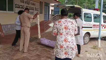 ಕಾಪು: ಮೃತನ ಕುಟುಂಬಕ್ಕೆ ಆರ್ಥಿಕ ಸಂಕಷ್ಟ, ಪಡುಬಿದ್ರಿಯಲ್ಲಿ ನಾಗರಿಕ ಸಮಿತಿ ಹಾಗೂ ಪೊಲೀಸ್ ಇಲಾಖೆಯಿಂದ ವ್ಯಕ್ತಿಯ ಅಂತ್ಯಸಂಸ್ಕಾರ