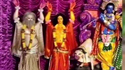 হবিবপুর: ঝিনঝিনিপুকুর এলাকায় ২৪ প্রহর ব্যাপী লীলারস সংকীর্তন মহাযজ্ঞৎসব কে কেন্দ্র করে কলস যাত্রার আয়োজন