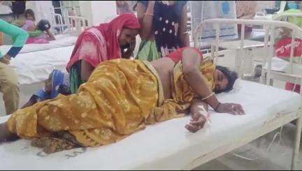 छोटी सरवन: दानपुर कस्बे में बाजार में सामान खरीद रही महिला को ऑटो ने मारी टक्कर, लगी चोट, एमजी अस्पताल में उपचार जारी