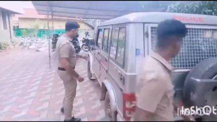 ചിറയിൻകീഴ്: അൻപത്തൊമ്പതുകാരനെ കുത്തിക്കൊലപ്പെടുത്താൻ ശ്രമിച്ച കുപ്രസിദ്ധ കുറ്റവാളിയായ കടക്കാവൂർസ്വദേശി ചാത്തന്നൂർ പോലീസിന്റെ പിടിയിൽ