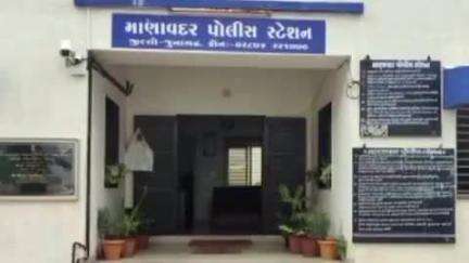 માણાવદર: પ્લોટ વિસ્તાર માં જુગાર રમતા 6 શખ્સ ઝબ્બે, પોલીસ કાર્યવાહી