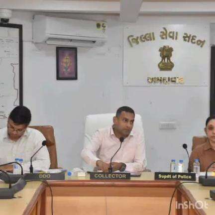 ઘાટલોડિયા: સંકલન સમિતિમાં MLA ઈમરાન ખેડાવાલાએ સરકારી જમીન જનહીતમાં વાપરવા કરી રજૂઆત#janasamasya