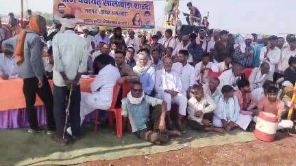 अमरवाड़ा  ग्राम पंचायत शारदा सालीवाडा में विशाल पट प्रतियोगिता का आयोजन किया गया कमलनाथ नकुलनाथ के द्वारा1100 इनाम दिया