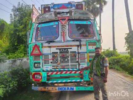 सिधवलिया: महम्मदपुर थाने की पुलिस ने चोरी के ट्रक को किया बरामद, थानाध्यक्ष ने दी जानकारी