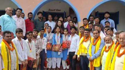 केसरिया: विधायक शालिनी मिश्रा ने शनिवार को अपने विधानसभा क्षेत्र के आधा दर्जन पंचायतों में हाई स्कूल और 10+2 का निरीक्षण किया