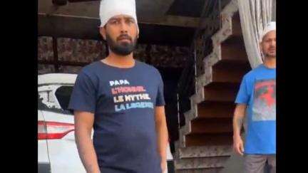 ਜਲੰਧਰ 2: ਜਲੰਧਰ ਦੇ ਲੱਧੋਵਾਲ ਵਿਖੇ ਇੱਕ ਘਰ ਦੇ ਵਿੱਚ ਜਨਮਦਿਨ ਮਨਾ ਰਹੇ ਪਰਿਵਾਰ ਦੇ ਉੱਪਰ 8 ਤੋਂ 10 ਮੁੰਡਿਆਂ ਨੇ ਕੀਤਾ ਇੱਟਾਂ ਪੱਥਰਾਂ ਦੇ ਨਾਲ ਹਮਲਾ