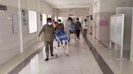 உடுமலைபேட்டை: சடையபாளையத்தில் பப்பாளி பதப்படுத்தும் தொழிற்சாலையில் உள்ள தொட்டியில் விழுந்த வட மாநில தொழிலாளர்கள் இருவர் உயிரிழப்பு