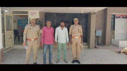 सैफई: सैफई थाना पुलिस ने शांति भंग के आरोप में दो लोगों को किया गिरफ्तार