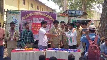 কাটোয়া ১: কাটোয়ার RMC মার্কেটে সভার আয়োজন করল অল ড্রাইভার্স ওয়েলফেয়ার অ্যাসোসিয়েশন