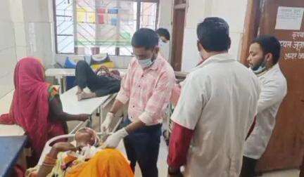 मारगोमुंडा: मार्गो मुंडा के पास अज्ञात वाहन की चपेट में आने से महिला गंभीर रूप से घायल, सदर अस्पताल में भर्ती