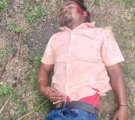 गोगरी: पितोंझिया ढाला के पास NH-31 पर नील गाय को बचाने के प्रयास में बाइक सवार युवक घायल