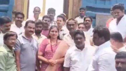 నక్కపల్లిలో సీఎం చంద్రబాబు పుట్టిన రోజు వేడుకలలో పాల్గొన్న హోం మంత్రి వంగలపూడి అనిత