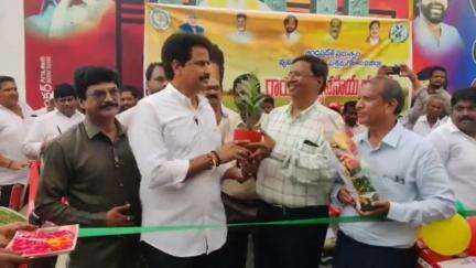 తణుకు: అధికారంలో ఉన్నా, ప్రతిపక్షంలో ఉన్నా రైతులకు ప్రాధాన్యత ఇచ్చే నేత నారా చంద్రబాబు నాయుడు : ఎమ్మెల్యే రాధాకృష్ణ