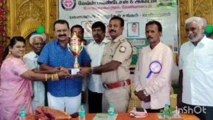 போடிநாயக்கனூர்: மேல சொக்கநாதபுரத்தில் நம்ம ஊர் விவசாயி விருது வழங்கும் விழா நடைபெற்றது