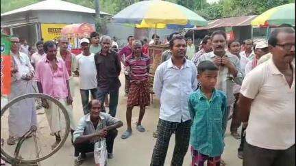তপন: মুখ্যমন্ত্রীর পদত্যাগের দাবিতে বাংলা পাড়ায় পথসভা করল বিজেপি, উপস্থিত বিধায়ক