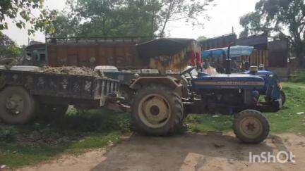 कुर्सेला: मजदिया गांव के पास अवैध मिट्टी खनन मामले में कुर्सेला पुलिस ने दो ट्रैक्टर जब्त किए